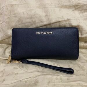 Michael Kors Large Continental Wallet